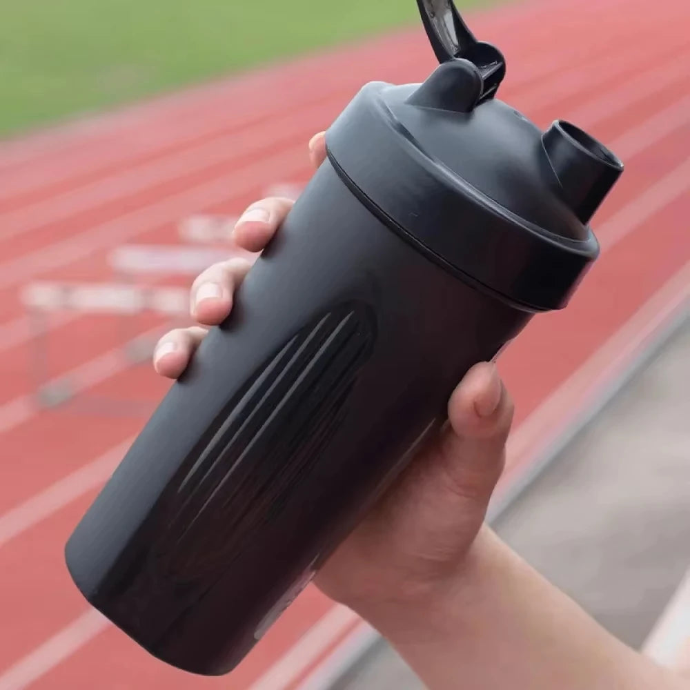 600ml Shaker Bottle 20oz Protein Shaker Plastic Bottle Portable Fitness